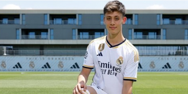 Carlo Ancelotti’den büyük uyanıklık! Tüm dünya O’nu izlemek için nefesini tuttu