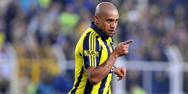 Carlos yıllar sonra itiraf etti: Onlarla anlaşamayınca Fenerbahçe'ye geldim