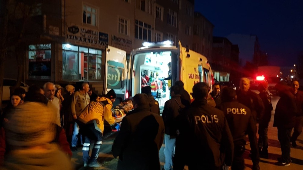 Çarptığı yaya yaralandı, otomobili bırakıp kaçtı 