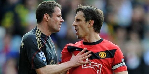 Carragher'dan Garry Neville'a müthiş kapak!