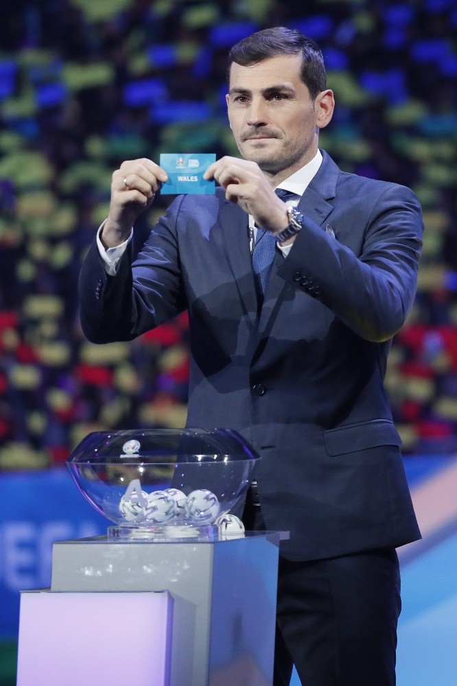 Casillas, adaylıktan vazgeçti 