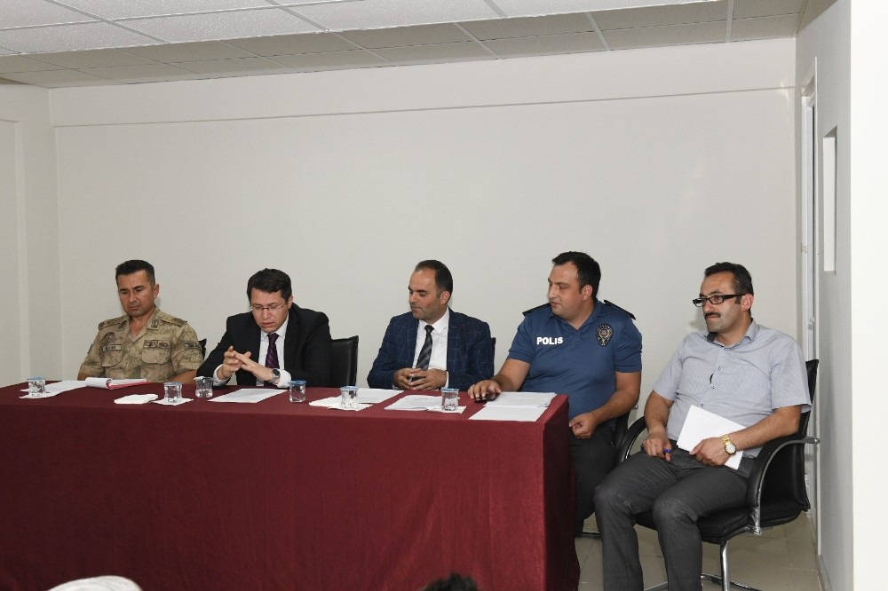 Çatak’ta ‘Okul güvenliği’ toplantısı yapıldı 