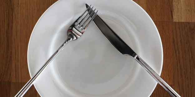 Çatal bıçağın pozisyonu ne anlama geliyor?