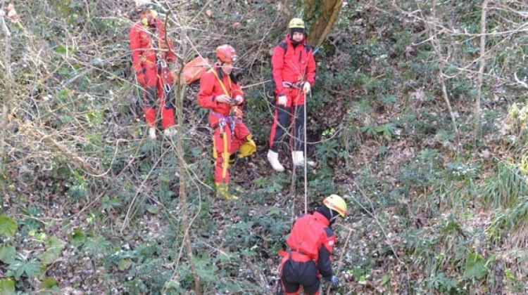 Çatalca’da 39 metre derinliğinde mağara keşfedildi
