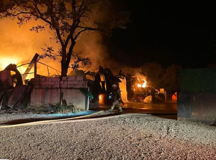 Çatalca'da fabrika yangını!