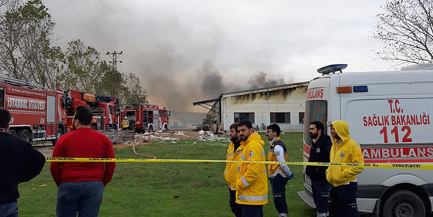 Çatalca'da korkutan fabrika yangını