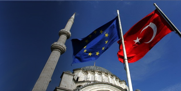 Çatırdayan AB, Ortadoğu ve Türkiye’ye kumpasta!