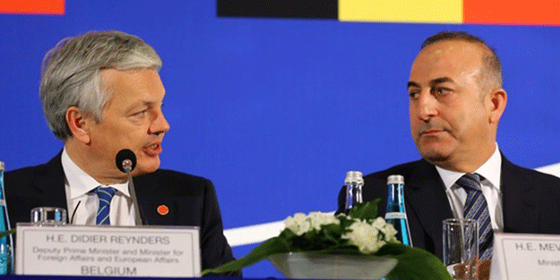 Çavuşoğlu, Belçikalı bakanı yüzüne karşı eleştirdi