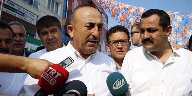 Çavuşoğlu Kerry ile görüştü