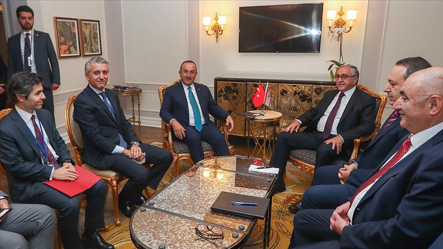 Çavuşoğlu KKTC Cumhurbaşkanı Mustafa Akıncı ile görüştü