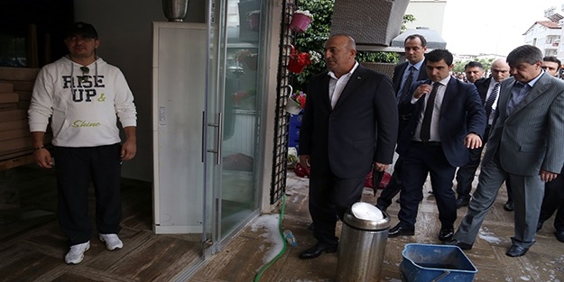 Çavuşoğlu, Manavgat’ta incelemelerde bulundu