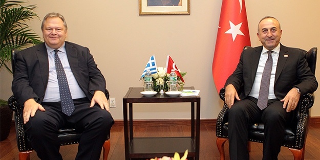 Çavuşoğlu, Venizelos ile görüştü