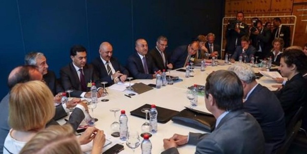 Çavuşoğlu, Yunan bakanı benzetti