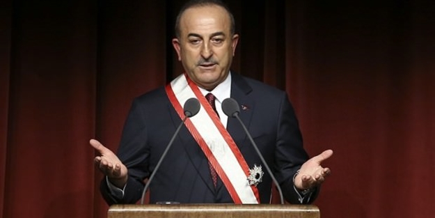 Çavuşoğlu'na en yüksek nişan verildi!