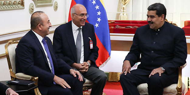 Çavuşoğlu'na Venezuela'da sıcak karşılama! 'İki kardeş millet ve iki bağımsız devlet'
