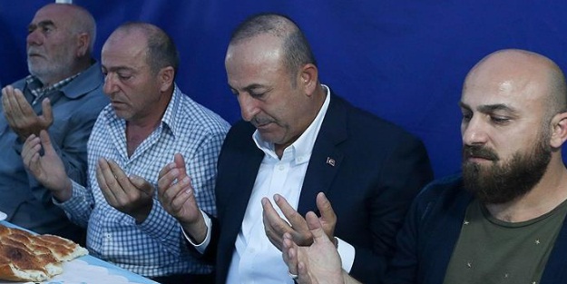 Çavuşoğlu'ndan anlamlı ziyaret