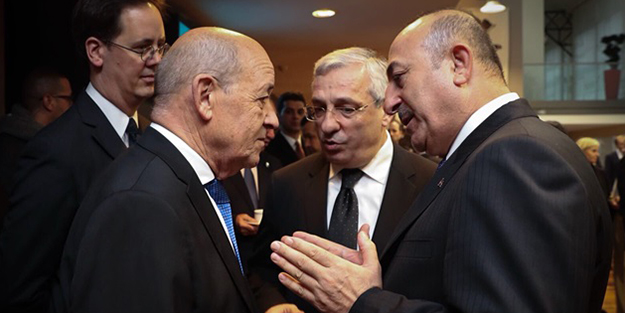 Çavuşoğlu'ndan kritik görüşme!