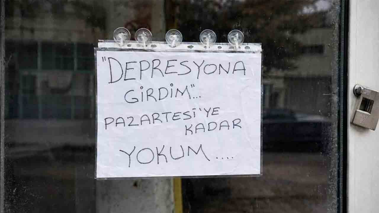 Çay ocağının kapısına asılan not sosyal medyayı güldürdü