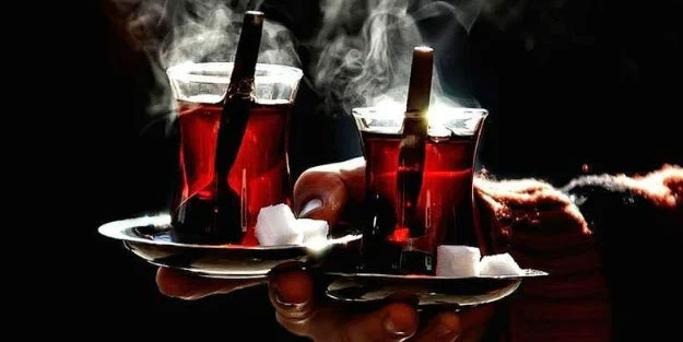 Çay tartışmasına İlber Ortaylı da dahil oldu: Amerikalı'dan öğrenecek değiliz