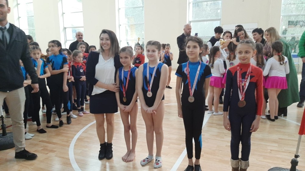 Çaycuma cimnastik spor okulu başarıya imza attı 