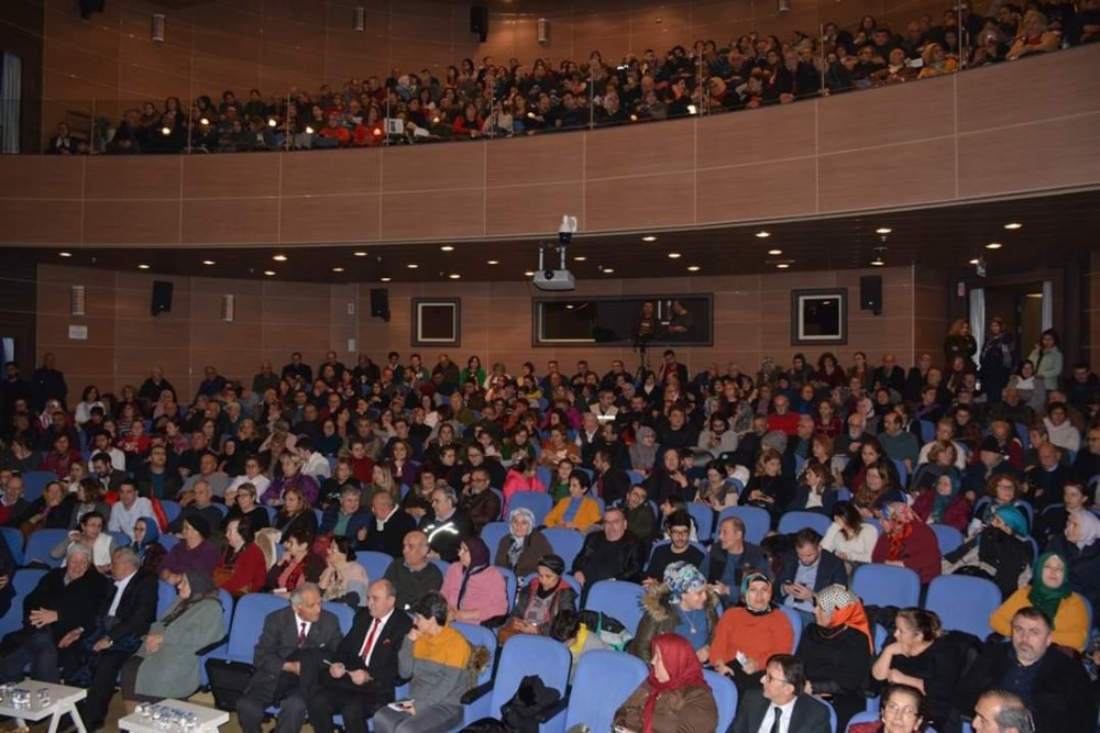 Çaycuma’da Türk Halk Müziği Topluluğu konser verdi 