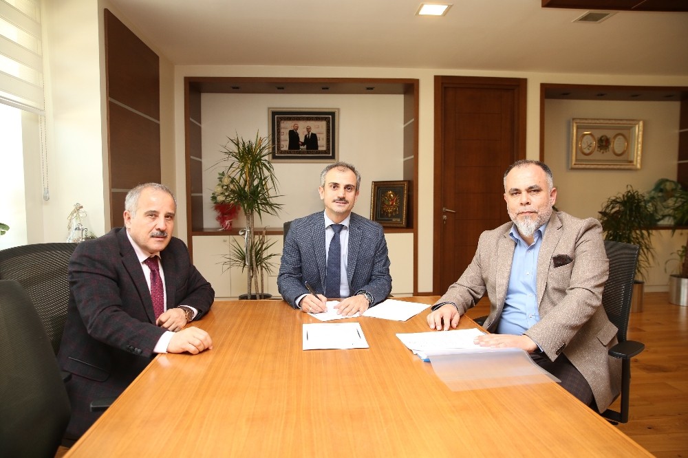 Çayırova Belediyesi, Kızılay ile işbirliği protokolü imzaladı 