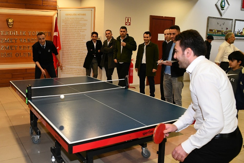 Çayırova Belediyesi masa tenisi turnuvası başladı 