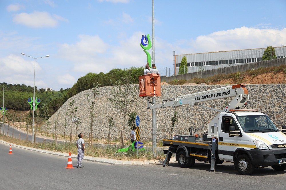 Çayırova’da çevre düzenleme çalışmaları sürüyor 