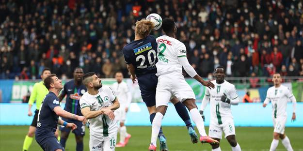 Çaykur Rizespor evinde intihar etti