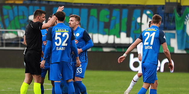 Tartışmalı maç! 'Bilmiyorsan çıkma sahaya'