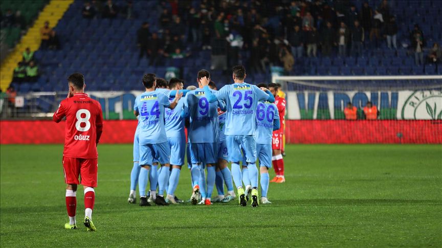 Çaykur Rizespor kupada tek farkla kazandı