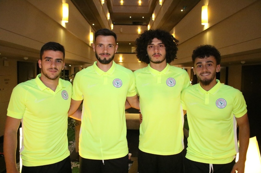 Çaykur Rizespor yeni transferler kampa katıldı 