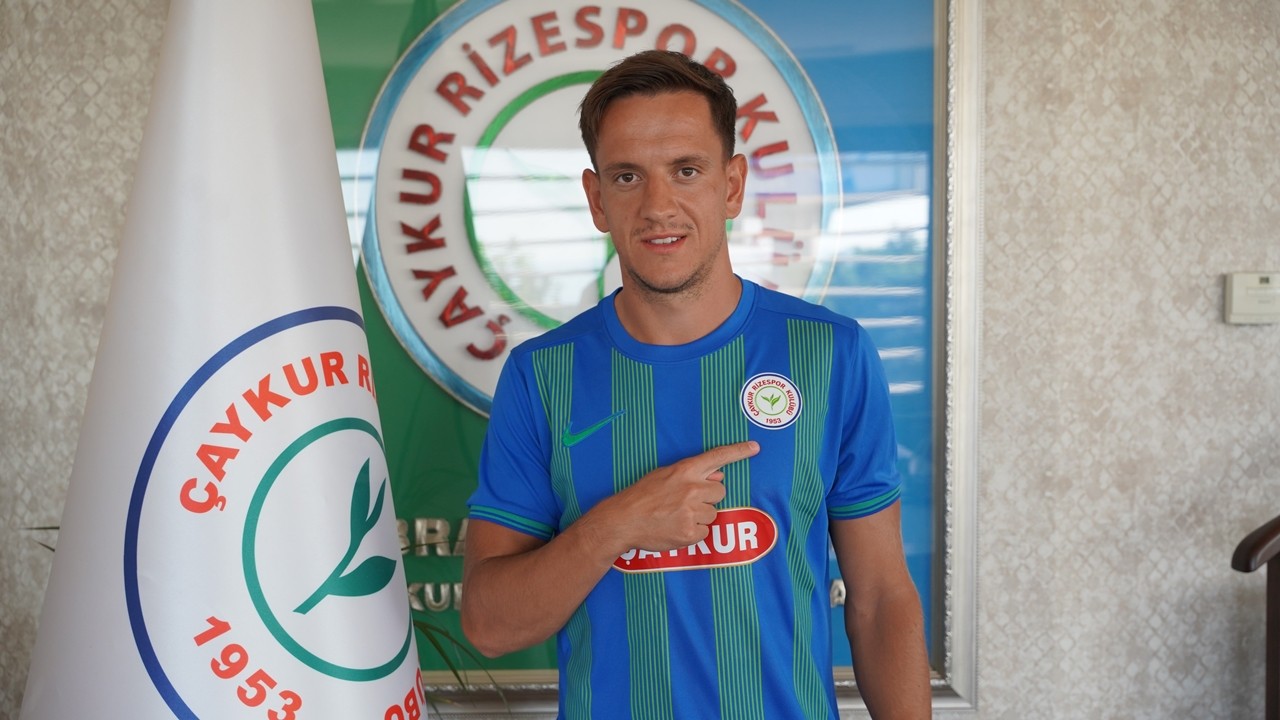Çaykur Rizespor'dan ayrılan Amir Hadziahmetovic Beşiktaş’a döndü