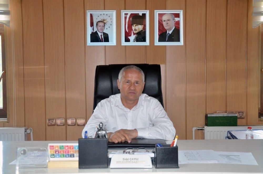 Çaylı, belediyenin 58 nci kuruluş yıl dönümünü kutladı 