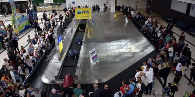 Antalya’da Rus turist patlaması