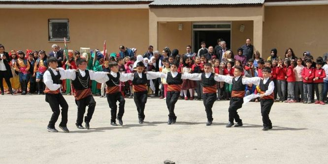 Bayburt’ta 23 Nisan coşkusu