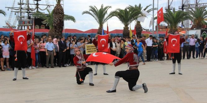 Alanya’da 19 Mayıs coşkusu
