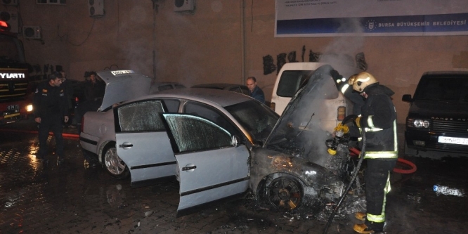 LPG’li otomobil alev topuna döndü