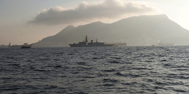 Cebelitarık Boğazı'nda ulaşım durdu