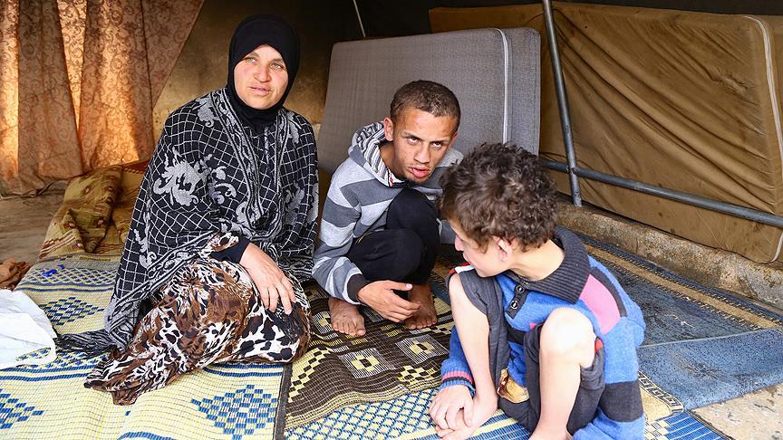 Cefakâr anne çile üstüne çile yaşıyor