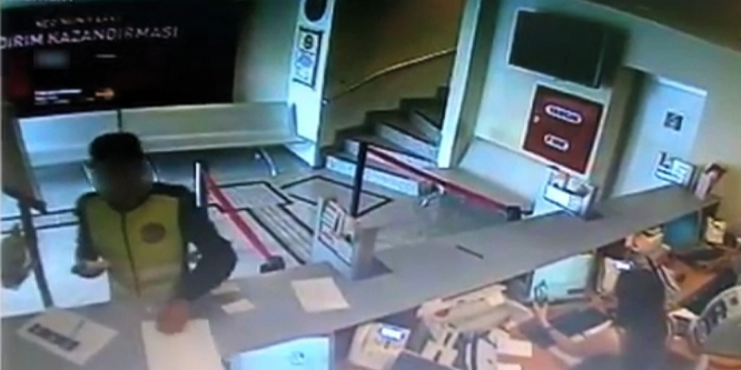 İstanbul’da bir kadını telefonda dolandıran 6 kişi tutuklandı