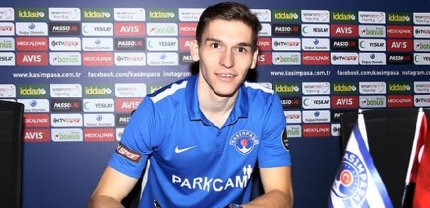 Kasımpaşa'ya Çek orta sahadan 2,5 yıllık imza!