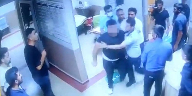 'Çekilen röntgeni beğenmeyen hasta doktoru darp etti!'