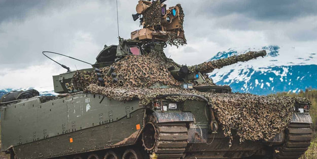 Çekya İsveç'ten 2,7 milyar dolarlık zırhlı muharebe aracı satın alacak