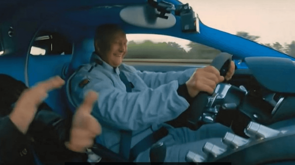 Çekyalı milyoner 417 kilometre hıza ulaştı, olanlar oldu