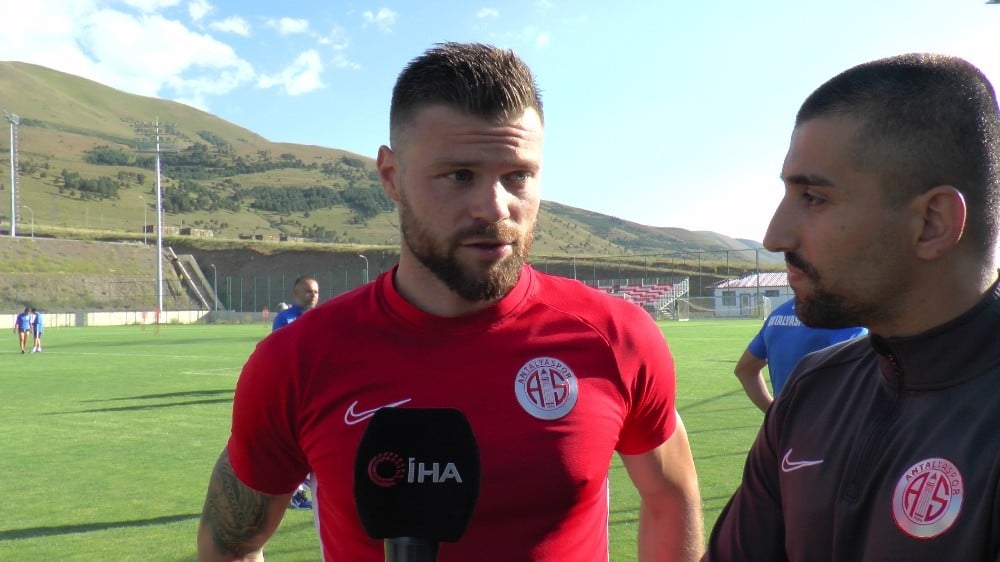 Celustka: “Takımı Avrupa’ya götürmek için varımızı yoğumuzu koyarak çalışıyoruz” 