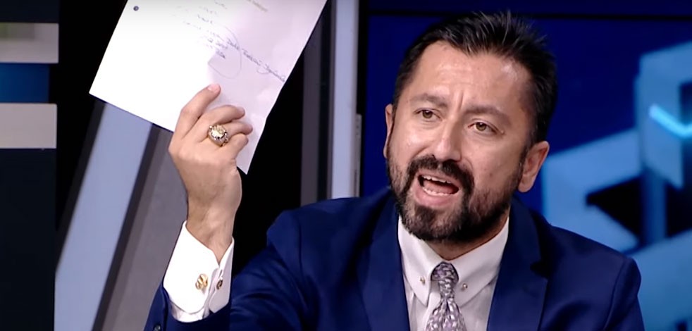 Cem Kaya daha fazla dayanamadı! Sen kimsin Ekrem?