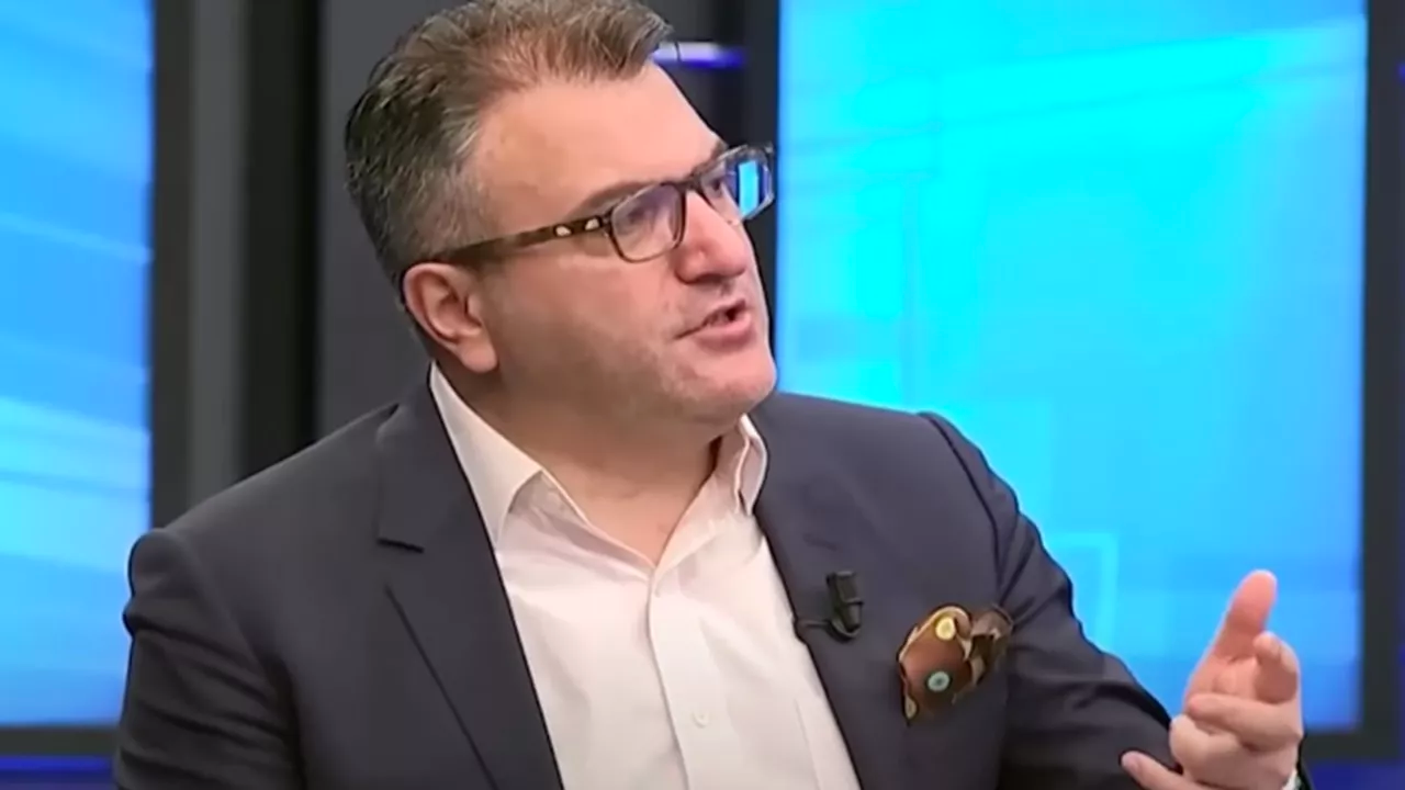 Cem Küçük açtı ağzını yumdu gözünü! Hükümeti o konuda böyle eleştirdi! Herkes şaşkın