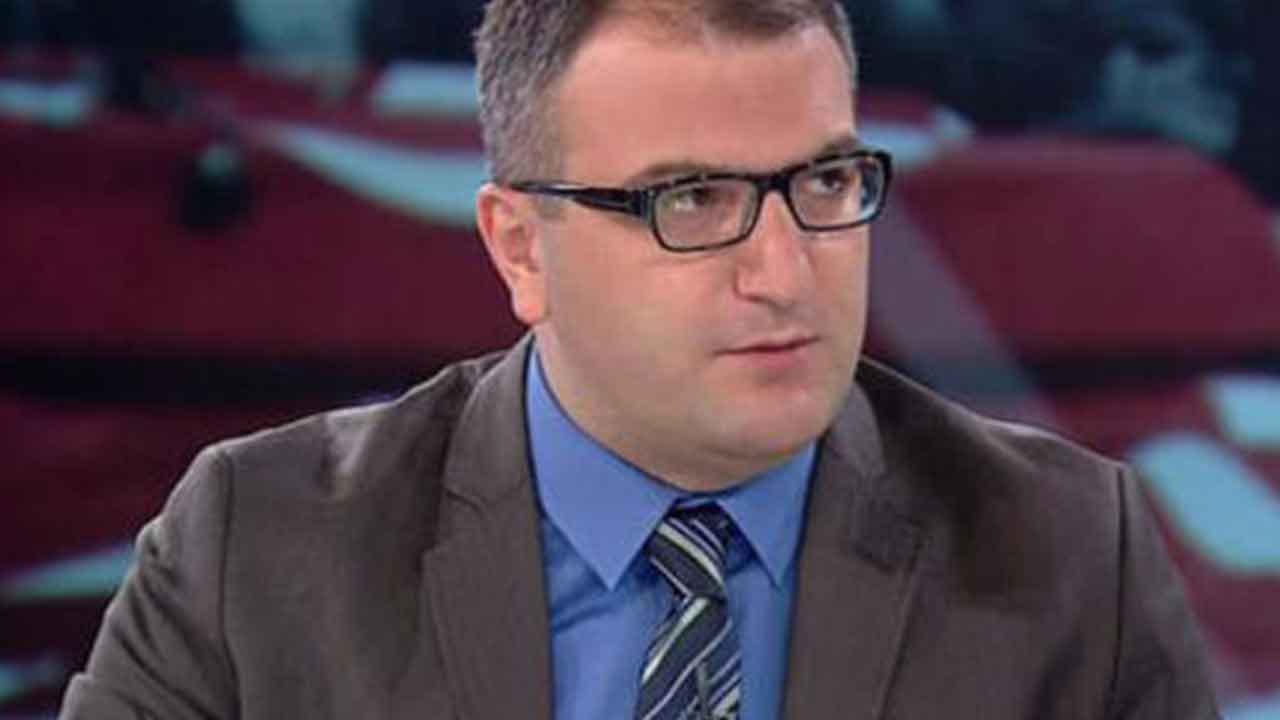 Cem Küçük'ten gündemi altüst edecek çıkış: Erdoğan'a açıktan tek desteği yok ders vermeye kalkıyor