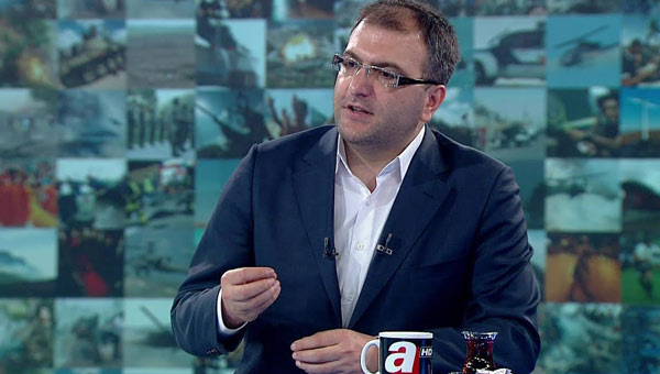 Cüneyt Özdemir uyduruyor!